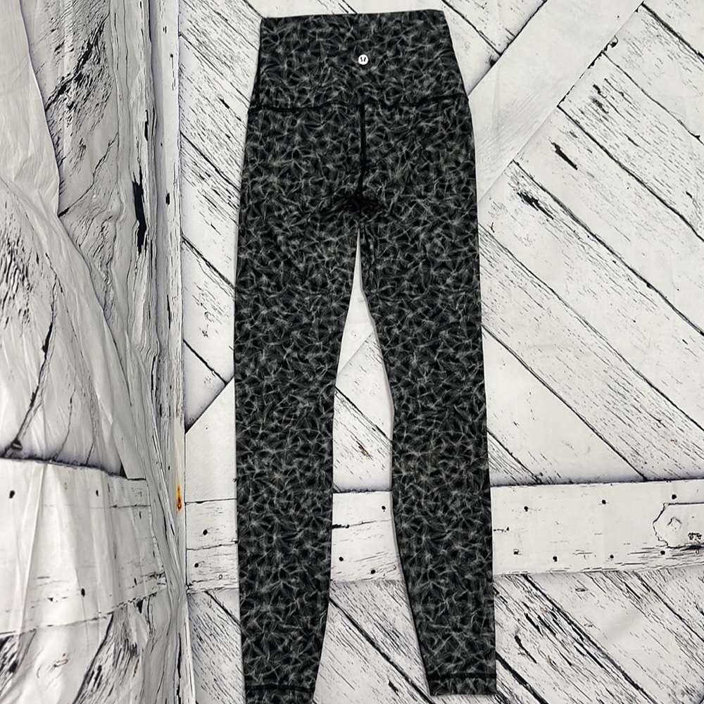 LULULEMON 4 HIGH RISE 28” WUNDER UNDER PLUME BLACK WHITE GRAY NULUX LEGGINGS